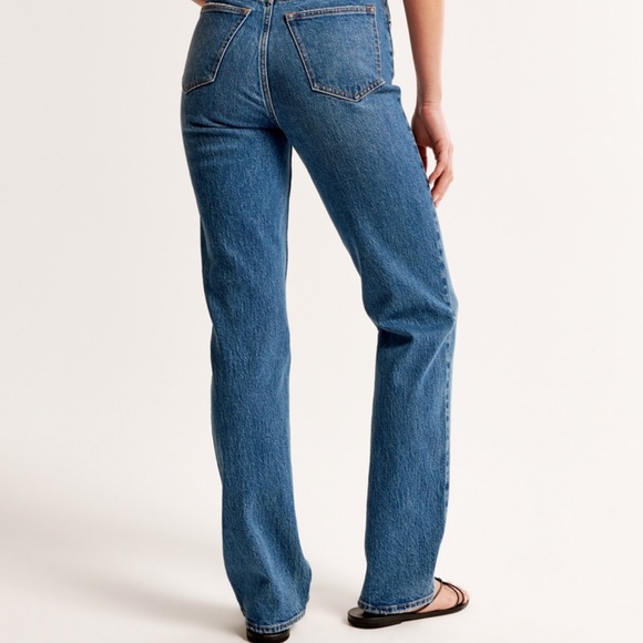 Abercrombie and Fitch 90s straight ultra high-rise - Picture 4 of 5